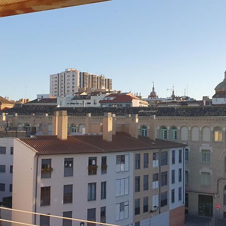 Apartamento Ático muy luminoso con Parking, incluido Zaragoza Exterior foto